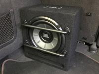 Установка сабвуфера JBL Stage 800BA в Seat Leon