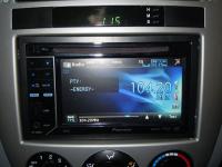 Фотография установки магнитолы Pioneer AVH-2300DVD в Chevrolet Lacetti