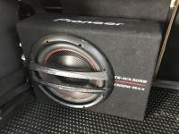 Установка сабвуфера Pioneer TS-WX305B в BMW X3 (F25)