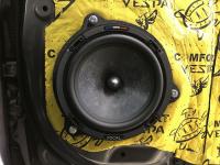 Установка акустики Focal Slatefiber PS 165 SF в Toyota Hilux VIII