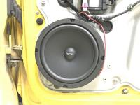 Установка акустики Focal Universal ISU200 в Volkswagen Caddy