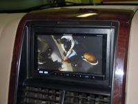 Фотография установки магнитолы Pioneer AVH-P4300DVD в Ford Explorer IV