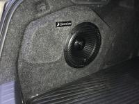 Установка сабвуфера Focal Sub 10 в Skoda Octavia (A8)