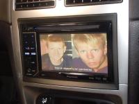 Фотография установки магнитолы Pioneer AVH-2300DVD в Peugeot 307