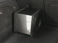 Установка сабвуфера Kicx Sound Civilization Q250BPA в Mercedes B class (W245)