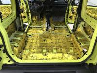 Установка Comfort Mat Spider в Suzuki Jimny IV