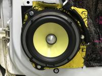 Установка акустики Focal K2 Power ES 165 K2 woofer в Lada Vesta SW Cross