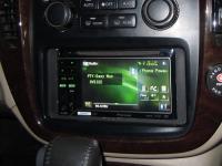 Фотография установки магнитолы Pioneer AVH-P3300BT в Toyota Highlander