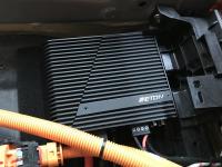 Установка усилителя Eton Mini 300.2 в Voyah Free