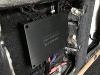 Установка усилителя Helix V EIGHT DSP MK2 в Ford Transit