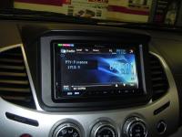 Фотография установки магнитолы Pioneer AVH-P4300DVD в Mitsubishi L200