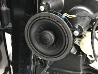 Установка акустики Eton B 100 X W в BMW X6 (G06)