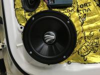 Установка акустики Rainbow EL-C260A в Skoda Octavia (A7)