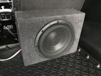 Установка сабвуфера Aspect GLW-10s4 SQ в KIA Sorento IV (MQ)