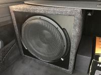 Установка сабвуфера Aspect GLW-10s4 SQ в Mercedes GLC (X253)