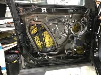 Установка Comfort Mat Vespa в Geely Monjaro