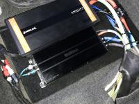 Установка усилителя Hellion HAM 800.2D в Nissan Tiida