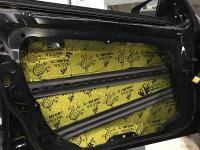 Установка Comfort Mat Vespa в Mercedes E class (W212)