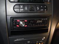 Фотография установки магнитолы Pioneer DVH-P430UB в Chrysler Pacifica