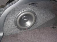 Установка сабвуфера Rockford Fosgate R2D4-12 в Infiniti FX37S