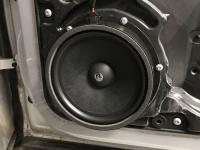 Установка акустики Phoenix Gold ZDSW7CS в Volkswagen Touareg II NF