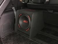 Установка сабвуфера Kicx GT305BPA в Dongfeng Fengon iX7