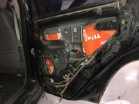 Установка Comfort Mat Bronze 2 в Jeep Grand Cherokee (WK)