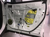 Установка Comfort Mat Vespa в Toyota RAV4.5