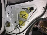 Установка Comfort Mat Vespa в Toyota RAV4.5