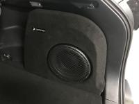 Установка сабвуфера Ground Zero GZUW 10SQX в Toyota RAV4.5