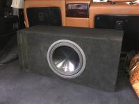 Установка сабвуфера Alpine SWR-12D2 в Lexus LX 570