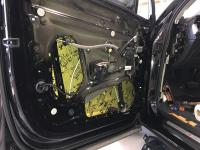 Установка Comfort Mat Vespa в Audi Q7 II (4M)