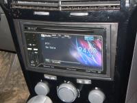 Фотография установки магнитолы Pioneer AVH-P3300BT в Opel Astra H