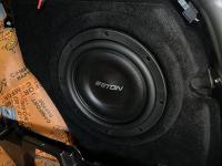 Установка сабвуфера Eton MW 10 Flat в Geely Monjaro