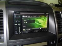 Фотография установки магнитолы Pioneer AVH-P3200BT в Toyota Land Cruiser 120