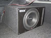 Установка сабвуфера Rockford Fosgate R2D4-10 в Honda Civic 4D