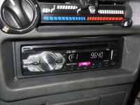 Фотография установки магнитолы Pioneer DEH-1420UB в Lada 21099