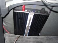 Установка усилителя Philips CMP100-51 в Hyundai Accent