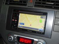 Фотография установки магнитолы Pioneer Navgate 32BT в Ford C-Max