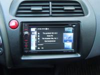 Фотография установки магнитолы Pioneer AVIC-F930BT в Honda Civic 5D