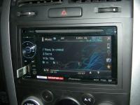 Фотография установки магнитолы Pioneer AVH-2400BT в Suzuki Grand Vitara