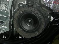 Установка акустики Morel Maximo Coax 5 в Peugeot 207