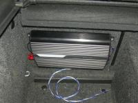 Установка усилителя Philips CMP100-51 в Skoda Octavia (A4)