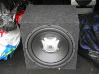 Установка сабвуфера JBL GT5-12 в Ford Focus 2