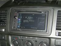 Фотография установки магнитолы Pioneer AVIC-F930BT в Volkswagen Caravelle