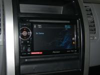 Фотография установки магнитолы Pioneer AVH-1400DVD в Nissan X-Trail (T31)