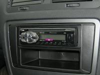 Фотография установки магнитолы Pioneer DEH-1400UBB в Skoda Octavia (A5)