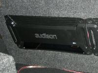 Установка усилителя Audison SR 4 в Renault Logan