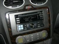 Фотография установки магнитолы Alpine CDE-W235BT в Ford Focus 2