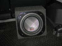 Установка сабвуфера MTX T612-44 box в Mitsubishi Pajero IV